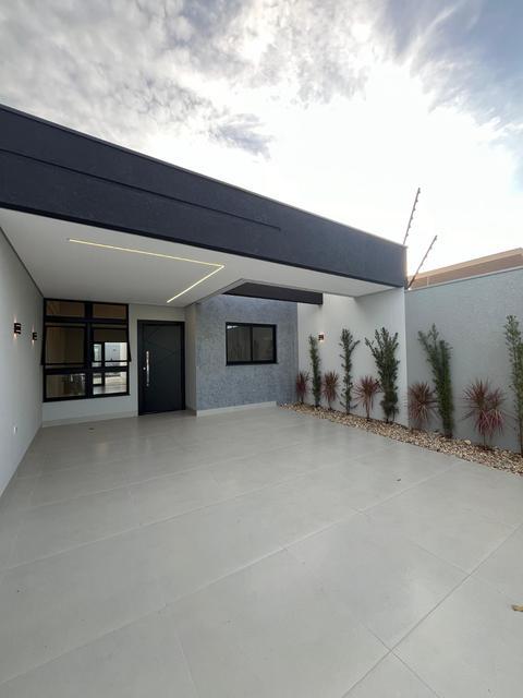 Casa à venda em Maringá, Jardim Três Lagoas, com 3 quartos, com 83 m²