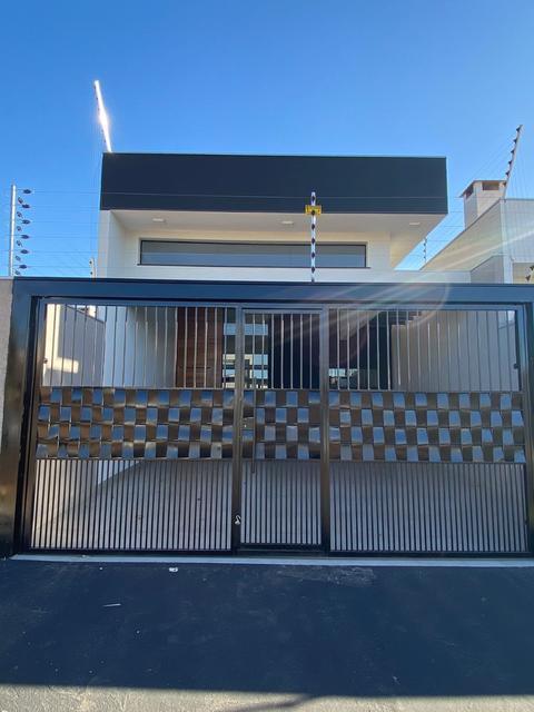 Casa à venda em Maringá, Jardim Três Lagoas, com 1 suíte, com 105 m²